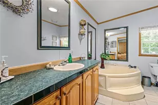 9 Nightingale Ln, Tiverton, RI 02878 - Photo 27