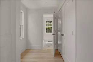 17 Dearborn St, Newport, RI 02840 - Photo 37
