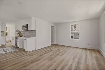 17 Dearborn Street, Newport, RI 02840 - Photo 43