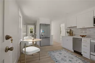 17 Dearborn St, Newport, RI 02840 - Photo 9