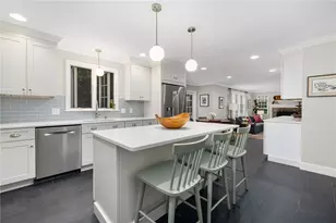 77 Mockingbird Ln, South Kingstown, RI 02879 - Photo 7