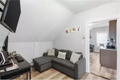 171 Lyon Avenue, East Providence, RI 02914 - Photo 17