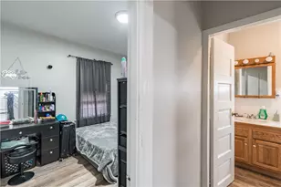 171 Lyon Ave, East Providence, RI 02914 - Photo 11