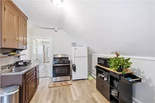 171 Lyon Ave, East Providence, RI 02914 - Photo 15