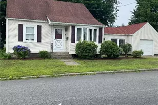 11 Dawson St, Pawtucket, RI 02861 - Photo 1