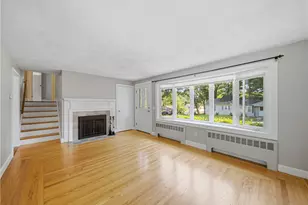 33 Shirley Dr, Cumberland, RI 02864 - Photo 7