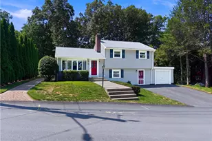 33 Shirley Dr, Cumberland, RI 02864 - Photo 5