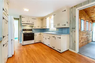 69 Douglas Rd, Warwick, RI 02886 - Photo 19