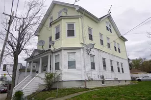 1018 Cranston St, Cranston, RI 02920 - Photo 1