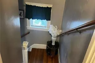 2 Parkview Ave, Providence, RI 02905 - Photo 27