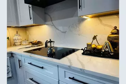2 Parkview Avenue, Providence, RI 02905 - Photo 21