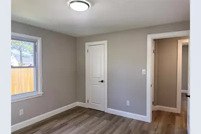 496 Beverage Hill Avenue, Pawtucket, RI 02961 - Photo 7