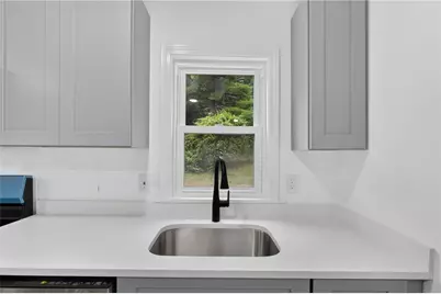 5 Lees Lane, Glocester, RI 02814 - Photo 7