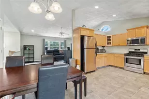 15 Meadow Rd, Scituate, RI 02831 - Photo 11