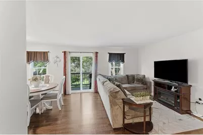 565 Quaker Lane #76, West Warwick, RI 02893 - Photo 7