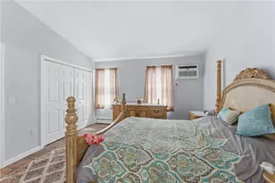 565 Quaker Ln, West Warwick, RI 02893 - Photo 15