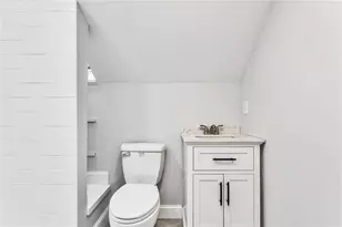 53 Maple Ave, Barrington, RI 02806 - Photo 21