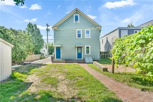 53 Maple Ave, Barrington, RI 02806 - Photo 25