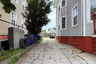40 Atlantic Ave, Providence, RI 02907 - Photo 11