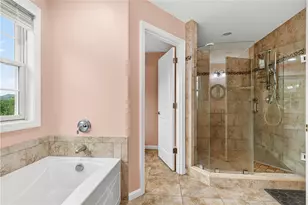 14 Longbrook Dr, Cumberland, RI 02864 - Photo 25