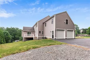 14 Longbrook Dr, Cumberland, RI 02864 - Photo 31