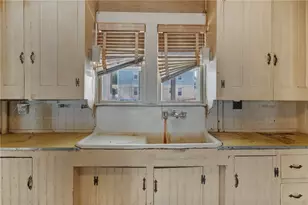 199 Garden St, Pawtucket, RI 02860 - Photo 9