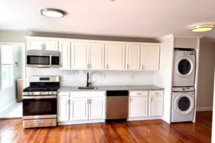 215 State St, Bristol, RI 02809 - Photo 1