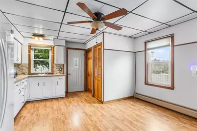 128 Atwood Avenue, Pawtucket, RI 02860 - Photo 9