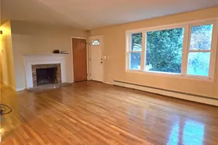 103 Windward Dr, Portsmouth, RI 02871 - Photo 3