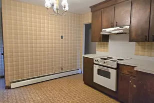 103 Windward Dr, Portsmouth, RI 02871 - Photo 5