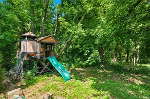 17 Ostend St, Johnston, RI 02919 - Photo 33