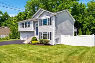 17 Ostend St, Johnston, RI 02919 - Photo 27