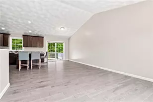 17 Ostend St, Johnston, RI 02919 - Photo 7