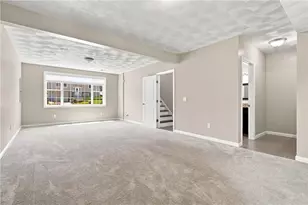 17 Ostend St, Johnston, RI 02919 - Photo 23