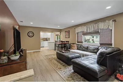 494 Round Hill Court #494, Warwick, RI 02886 - Photo 15