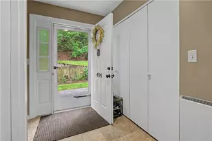 494 Round Hill Ct, Warwick, RI 02886 - Photo 5