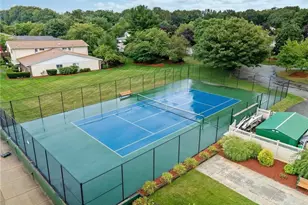 494 Round Hill Ct, Warwick, RI 02886 - Photo 31