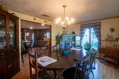 122 Elton Circle, Cranston, RI 02921 - Photo 7