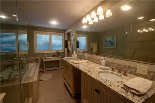 122 Elton Cir, Cranston, RI 02921 - Photo 25