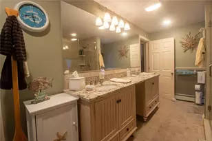 122 Elton Cir, Cranston, RI 02921 - Photo 23