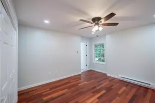 25 Pleasant Ave, Narragansett, RI 02882 - Photo 25