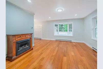25 Pleasant Avenue, Narragansett, RI 02882 - Photo 7