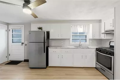 8 Henry Street, East Providence, RI 02914 - Photo 7