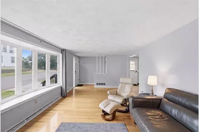 8 Henry Street, East Providence, RI 02914 - Photo 3