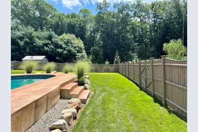 35 East Lantern Road, Smithfield, RI 02917 - Photo 3