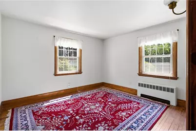247 West Main Road, Middletown, RI 02842 - Photo 17