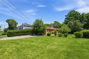247 W Main Rd, Middletown, RI 02842 - Photo 31