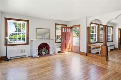 247 West Main Road, Middletown, RI 02842 - Photo 9
