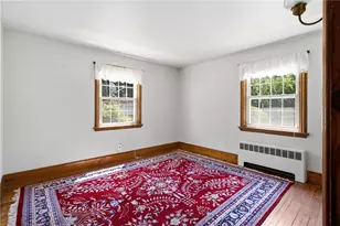 247 W Main Rd, Middletown, RI 02842 - Photo 17