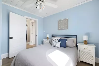 4 Vaughn Avenue, Newport, RI 02840 - Photo 11